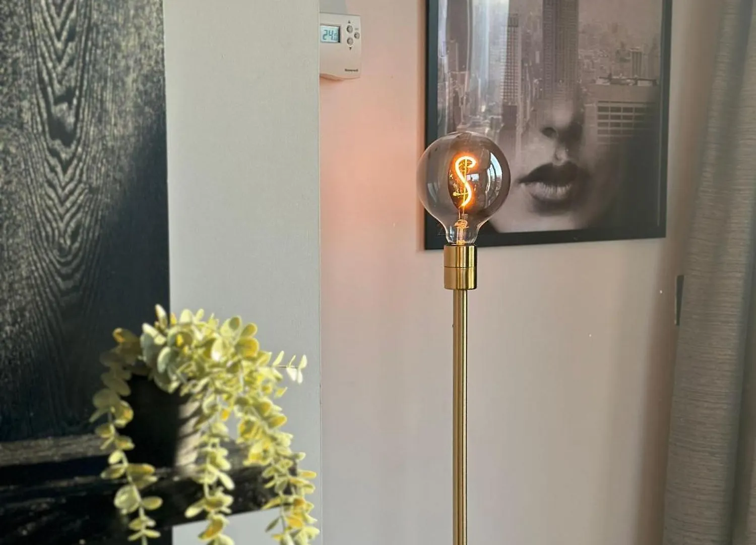 Custom House Square Penthouse Apartment Belfast