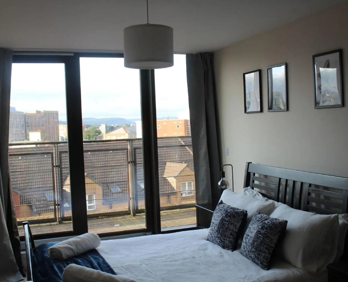 Custom House Square Penthouse Apartamento Belfast